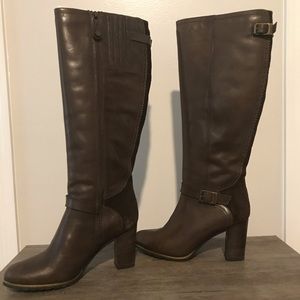 High heel leather knee high boots. Made in Italy
